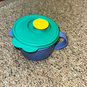 Tupperware Soup/mug Container 16 oz